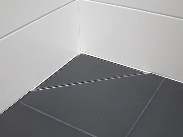 Gulvsluk tile PURUSCORNER ø75mm bunnutløp flis 